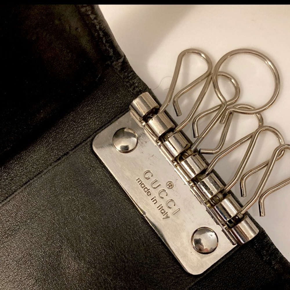 AUTH Gucci New Britt Guccissima Leather 6-Key Case Holder - Black - Picture 5 of 13